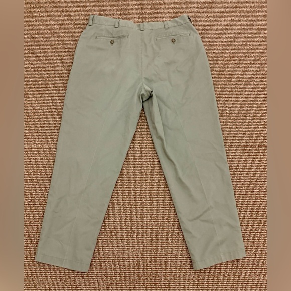 Men's 37 x 30 L. L. Bean Olive Khaki 100% Cotton Classic Fit Chinos - Picture 7 of 12